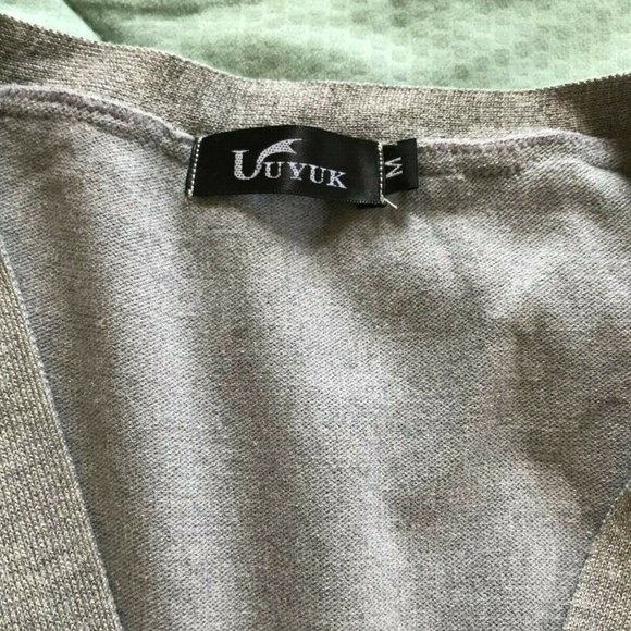 Gray Cardigan with wood buttons - Women - Medium - Picture 4 of 4